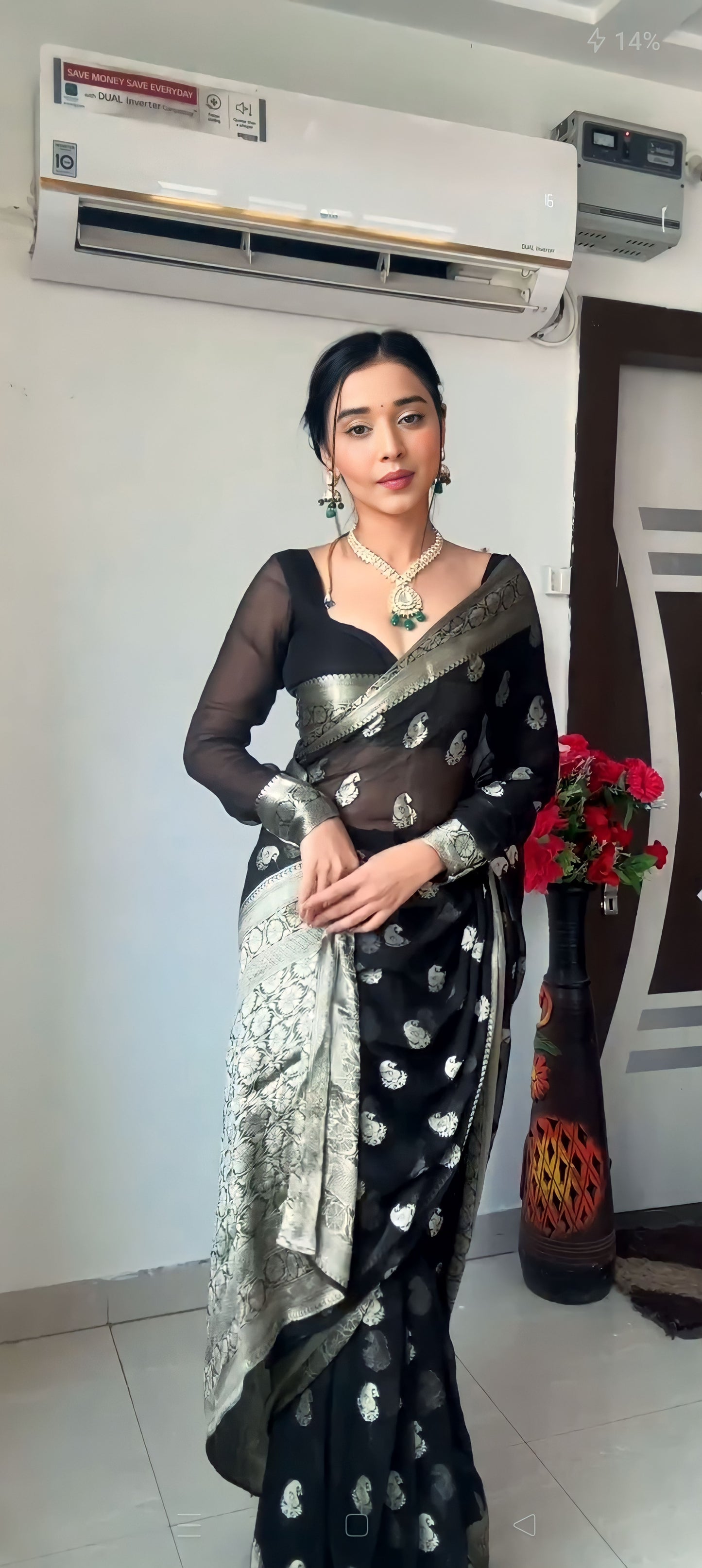 Chic Black  Ready-to-Wear Cotton Saree for Modern Women