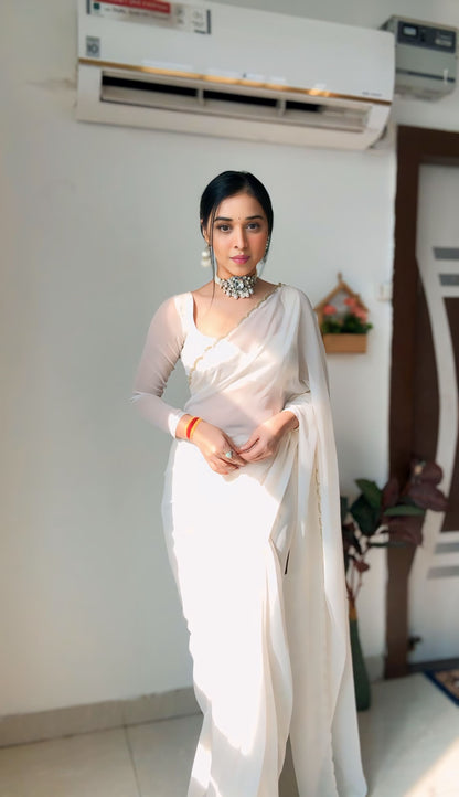 Lustrous White Color Georgette Saree: Elegant and Easy-to-Wear for Modern Women