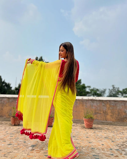 Adorn Yourself With New Parrot Green Cotton Saree for Instant Glamour and Quick Dressing