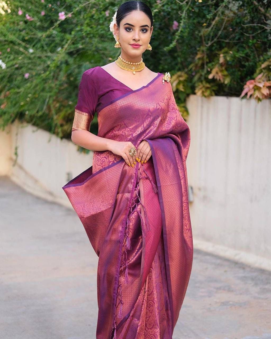 Exquisite Pink Soft Silk Kanjivaram Saree with Vibrant Matching Border - Perfect Elegance