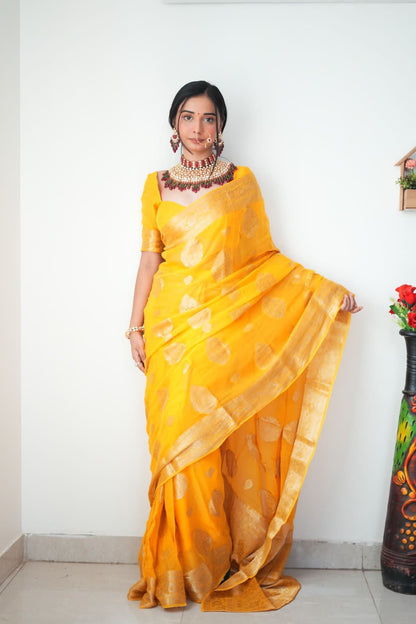 Exquisite Yellow Kanjivaram Silk Saree - Sophistication in Every Drape