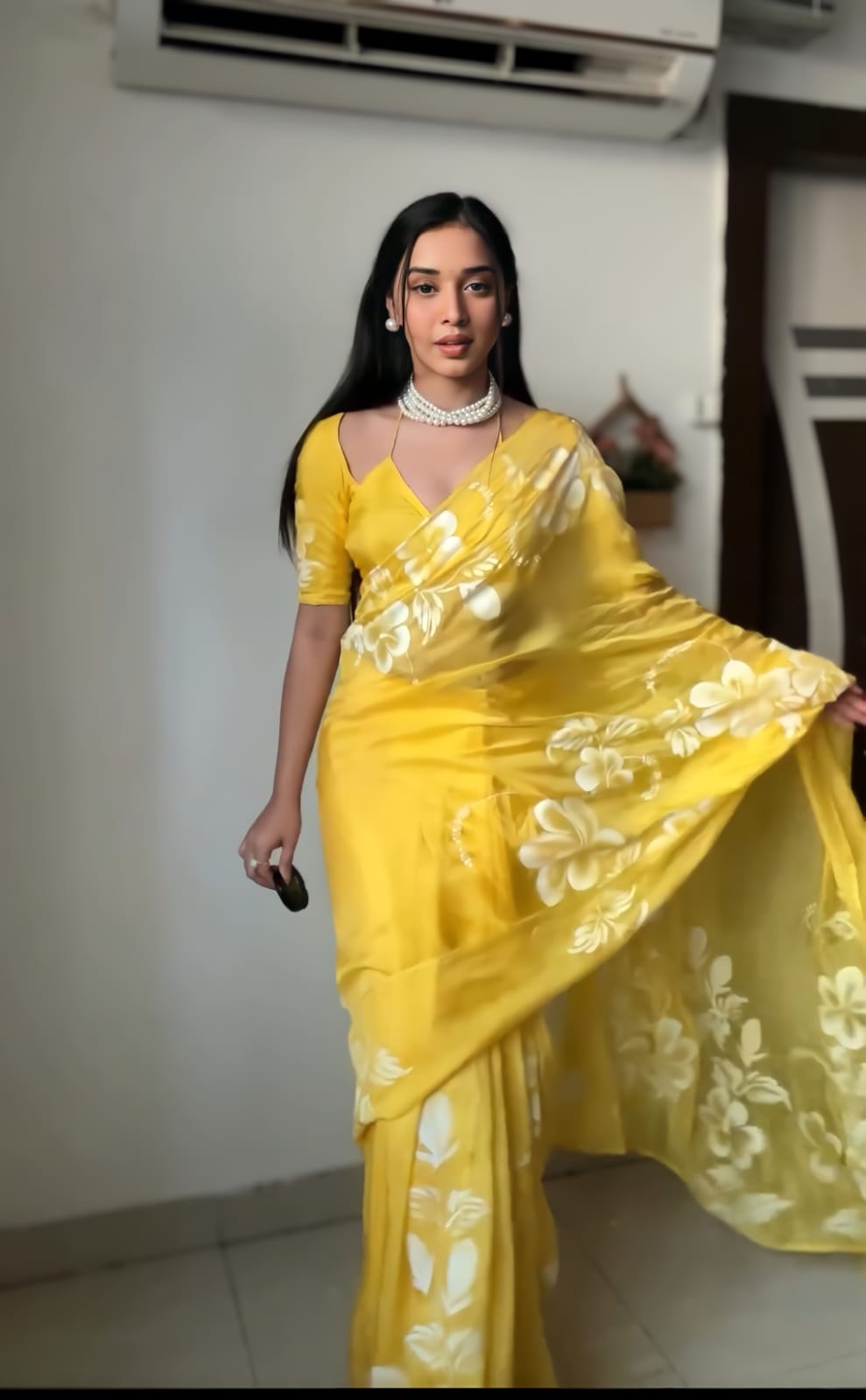 Transform Your Look in Minutes with this Yellow Georgette Saree