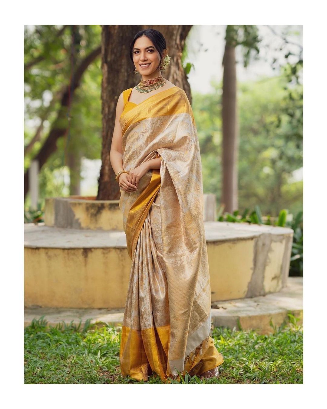 Classic White Kanjivaram Silk Saree Highlighted with Yellow Border