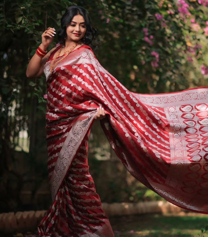 Red Color Soft Silk Kanjivaram Saree with Matching Border – Elegant Traditional Wear