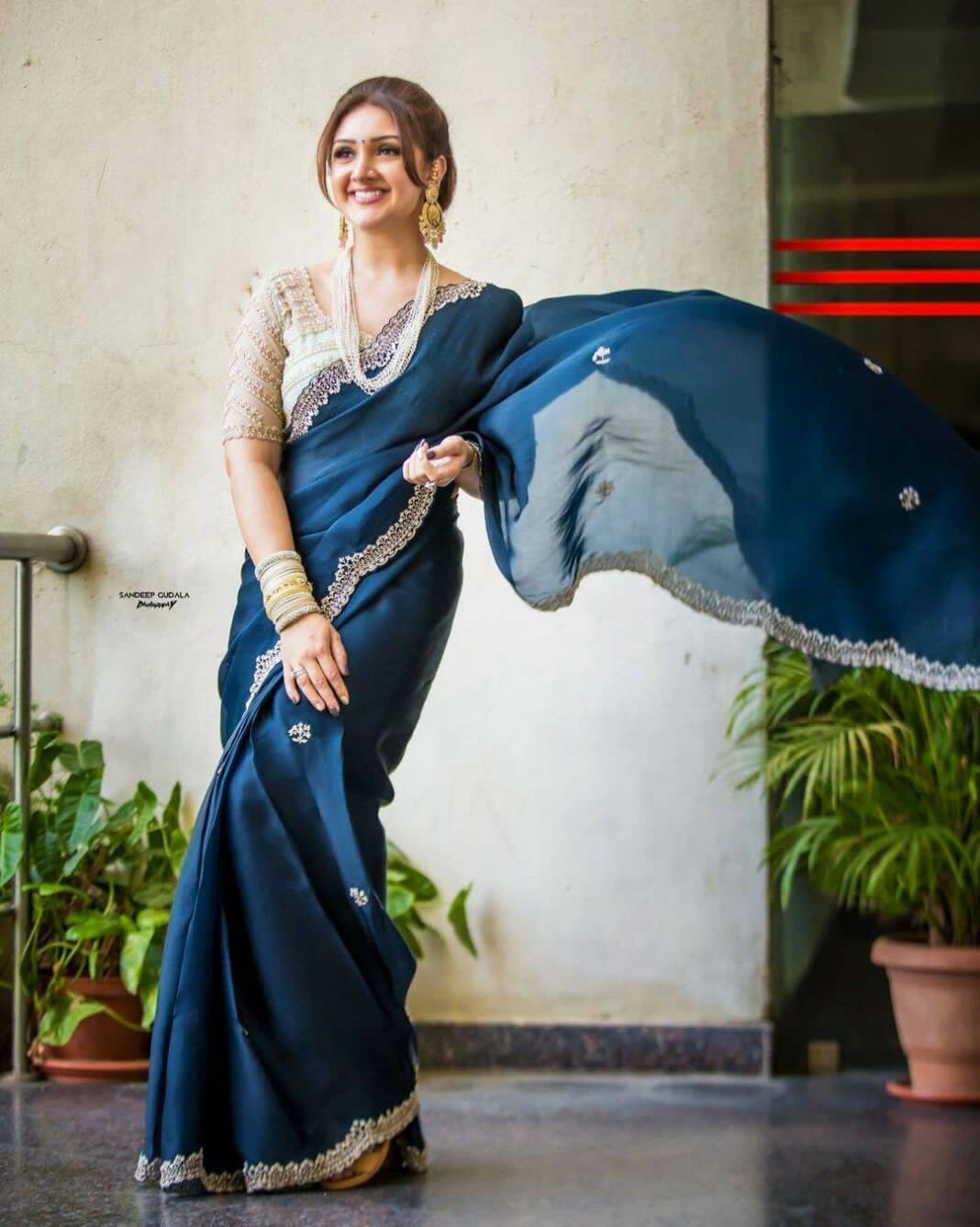 Trendy Blue Georgette Saree with Matching Border, Perfect Festive Wear