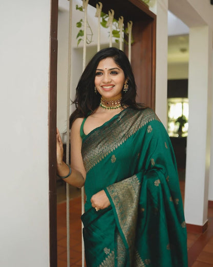 Stylish Green Color Soft Silk Kanjivaram Saree with Bold Matching Border Detail