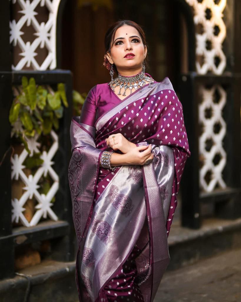 Festive Purple Color Kanjivaram Saree with Elegant Soft Silk Weave