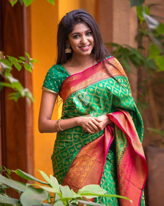 Traditional Green Kanjivaram Silk Saree with Matching Border for Festive Occasions