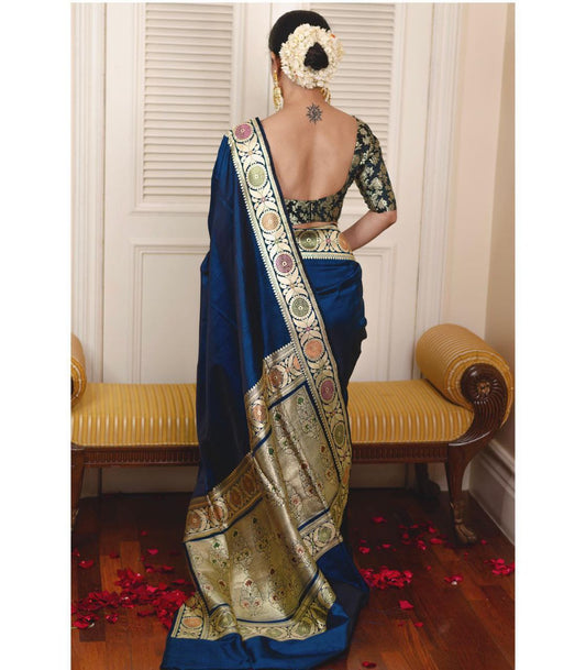 Charming Blue Kanjivaram Silk Saree with Traditional Borders