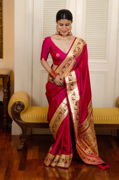 Elegant Red Soft Silk Kanjivaram Saree with Stunning Matching Border Design