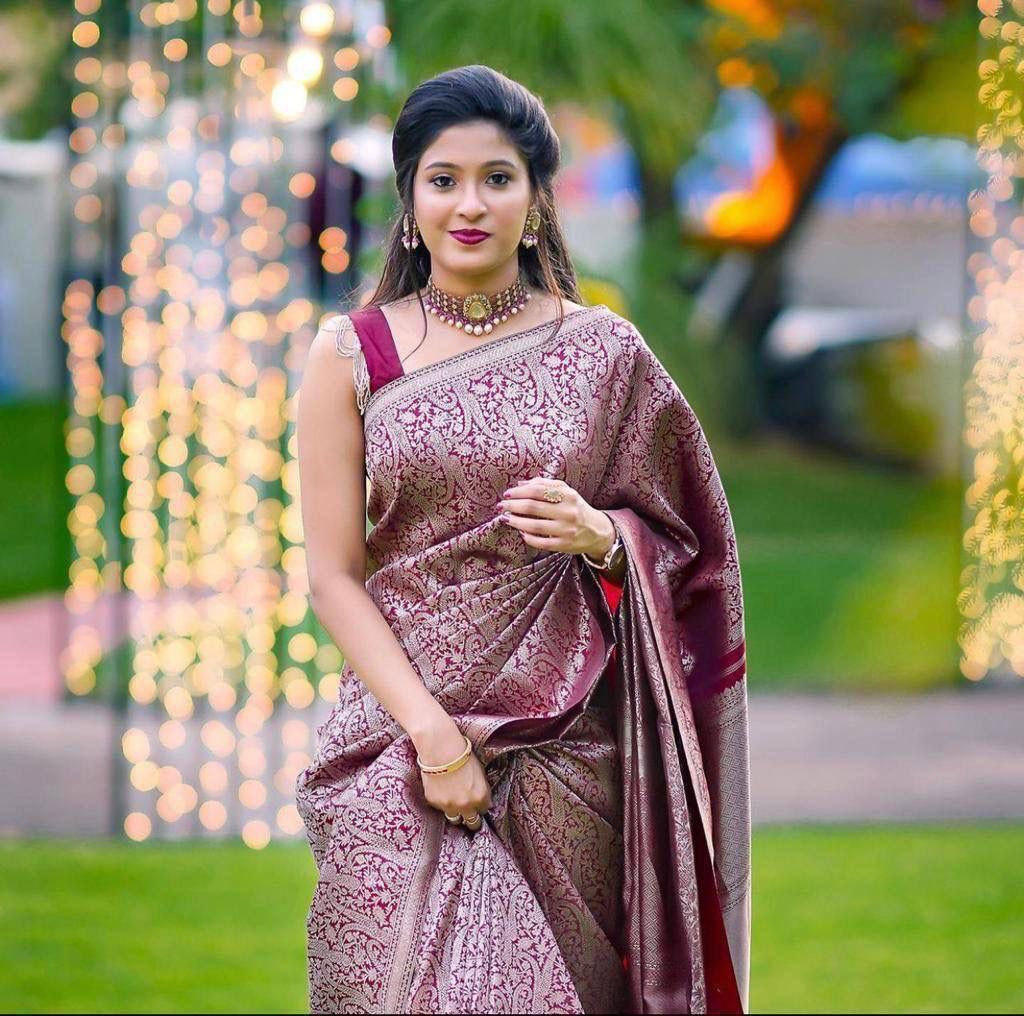 Festive Radiance With Pink Saree with Traditional Charm