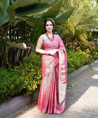 Timeless Pink Kanjivaram Silk Saree with Gorgeous Leaf Design and Border