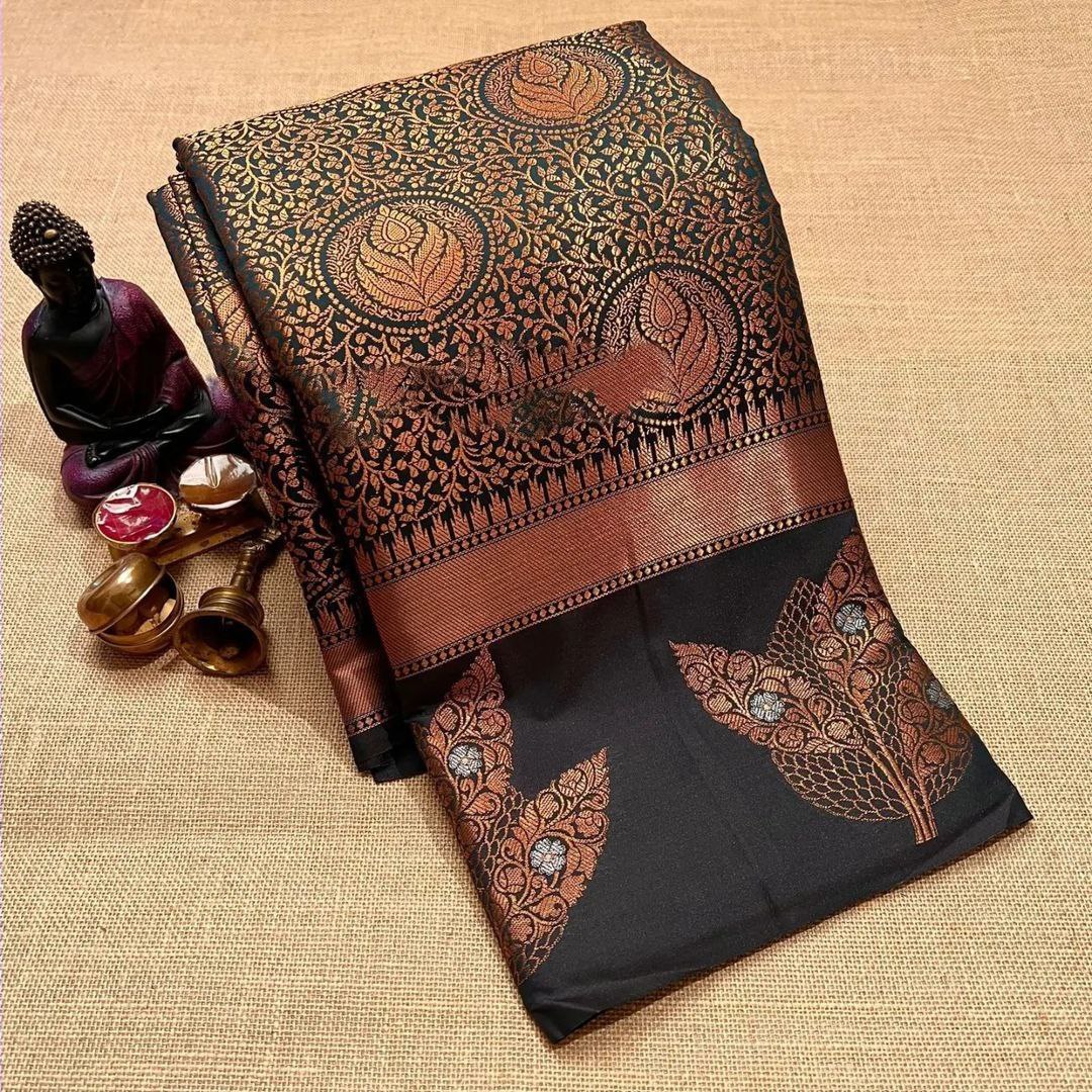 Stunning Multicolor Kanjivaram Silk Saree with Artistic Patterns and Elegant Border