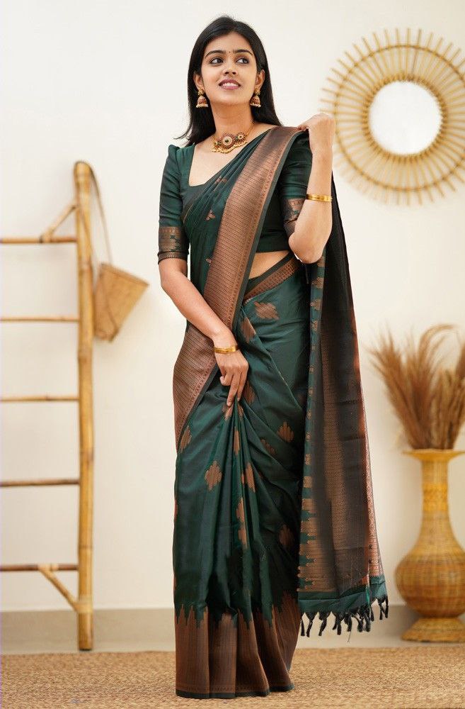 Timeless Green Soft Kanjivaram Saree with Gorgeous Matching Border for Every Occasion