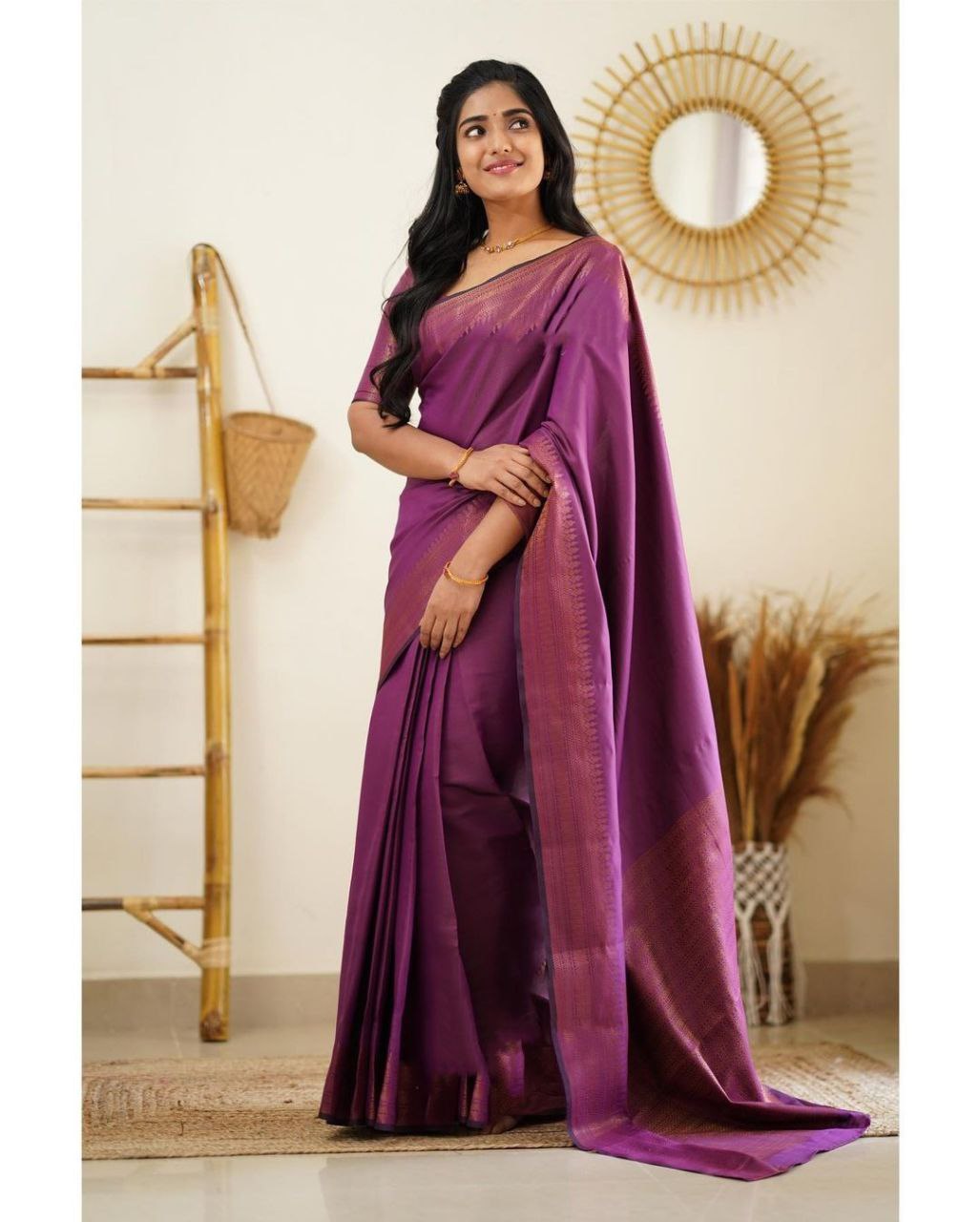 Elegant Magenta Color Kanjivaram Silk Saree with Stunning Matching Border for Festive Looks