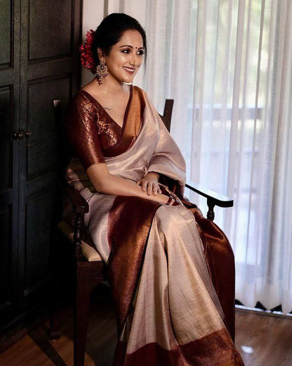 Exclusive Rosy Brown Kanjivaram Saree with a Luxe Border Finish