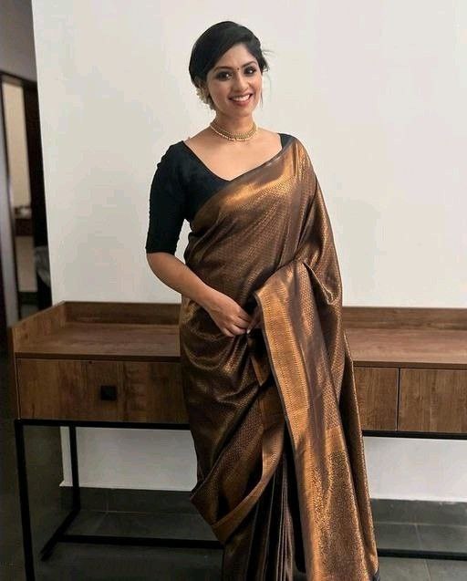 Luxury in Black: Perfect Saree to Elevate Your Style