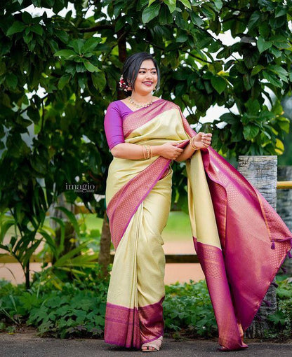 Traditional Light Pista Silk Saree with Matching Border Elegance