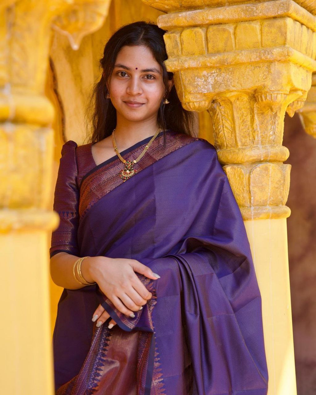 Timeless Blue Soft Silk Kanjivaram Saree with Gorgeous Matching Border Style