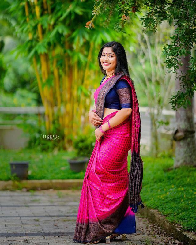 Luxurious Pink Kanjivaram Saree in Soft Silk with a Unique Matching Border