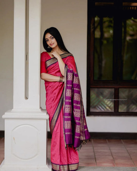 Graceful Pink Kanjivaram Soft Silk Saree Featuring Matching Border, Perfect for Weddings