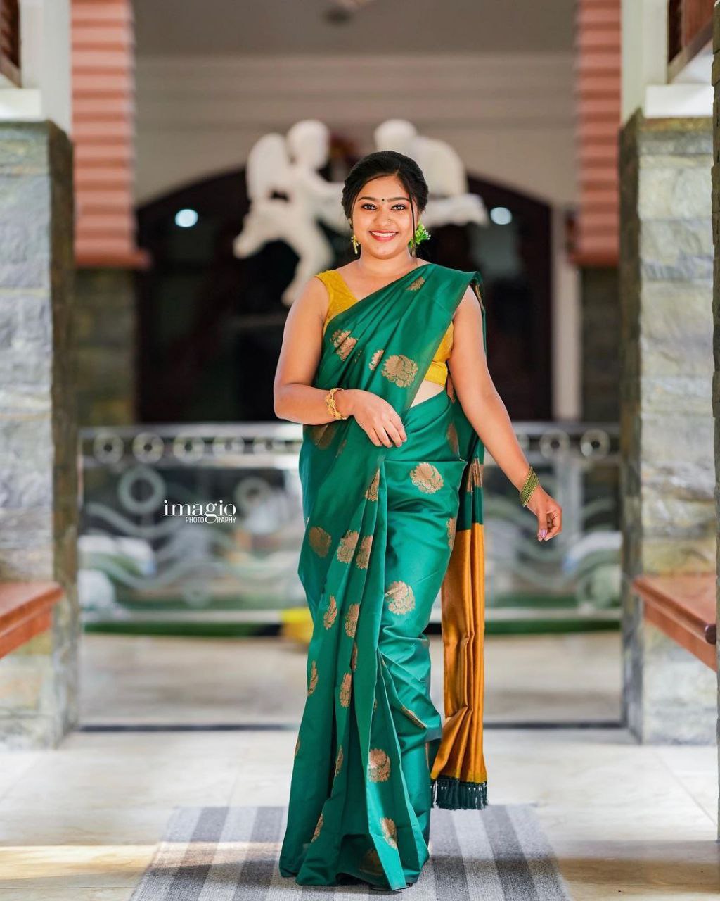 Elegant Rama Kanjivaram Saree in Soft Silk with Contrasting Matching Border