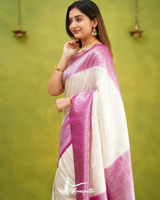 Royal White Kanjivaram Saree with a Touch of Tradition